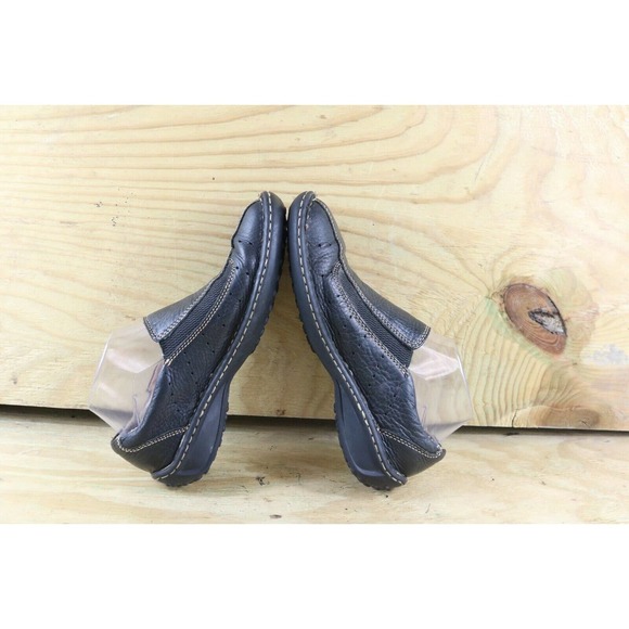 Born Shoes Womens 8 Perforated Black Leather Loafers Slip On - Picture 4 of 7